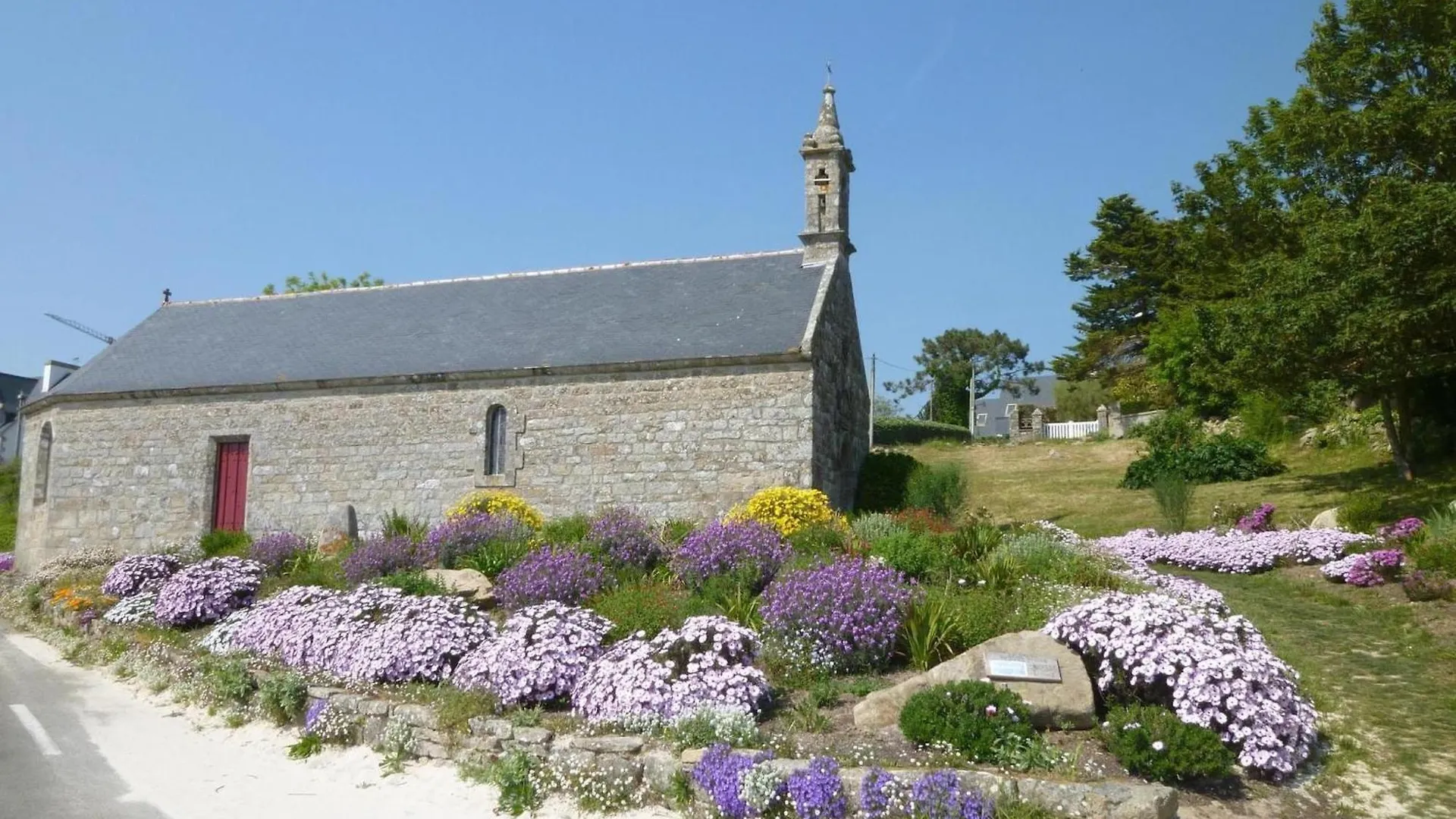 Studio 100 M From Beaches Of Finistere, אודיירן